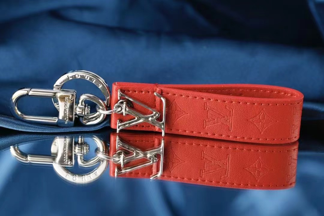 LV Louis Vuitton バッグペンダント キーホルダー 35 zm