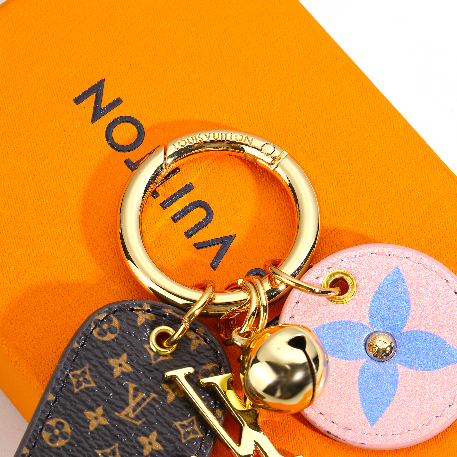 LV Louis Vuitton バッグペンダント キーホルダー 19 zm