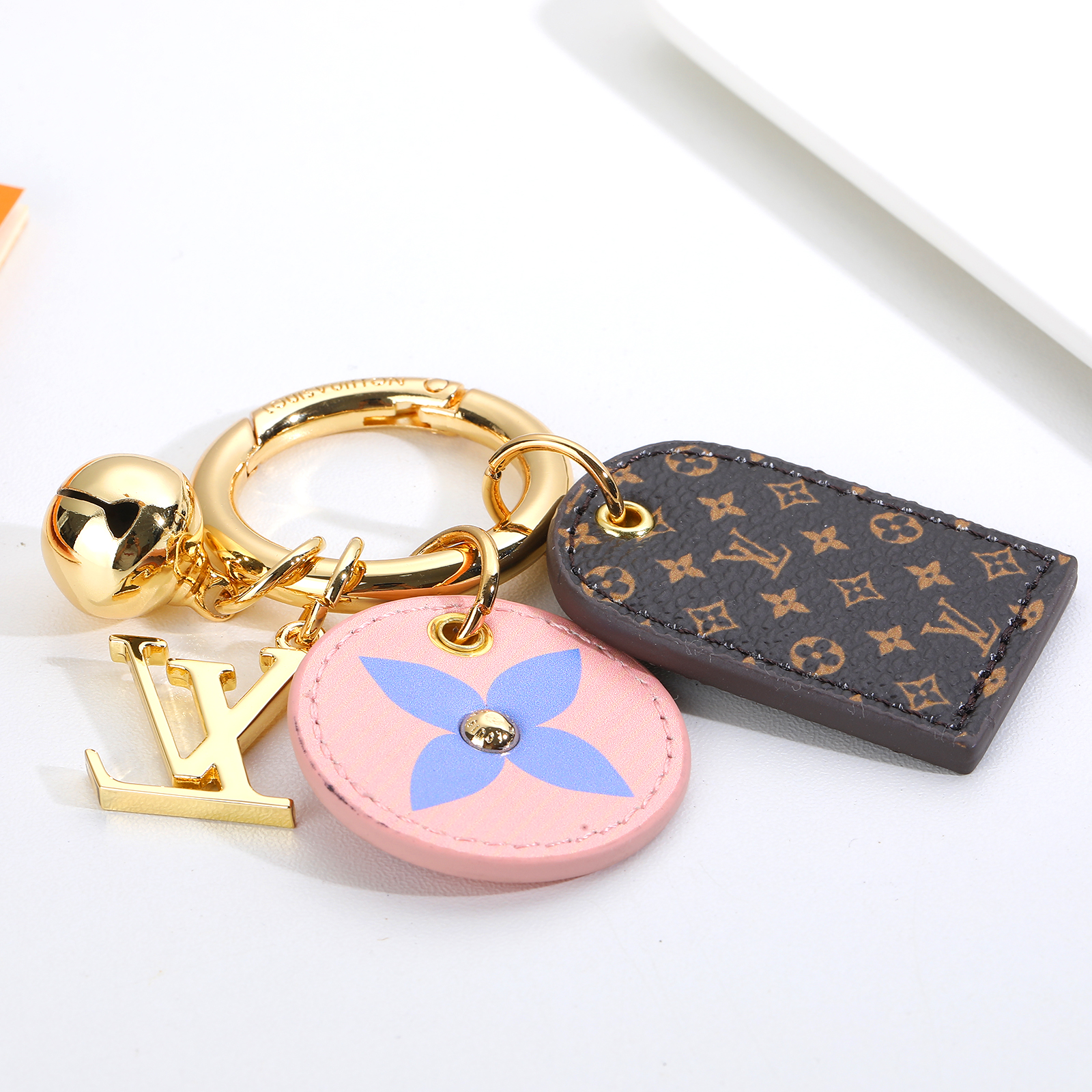 LV Louis Vuitton バッグペンダント キーホルダー 19 zm