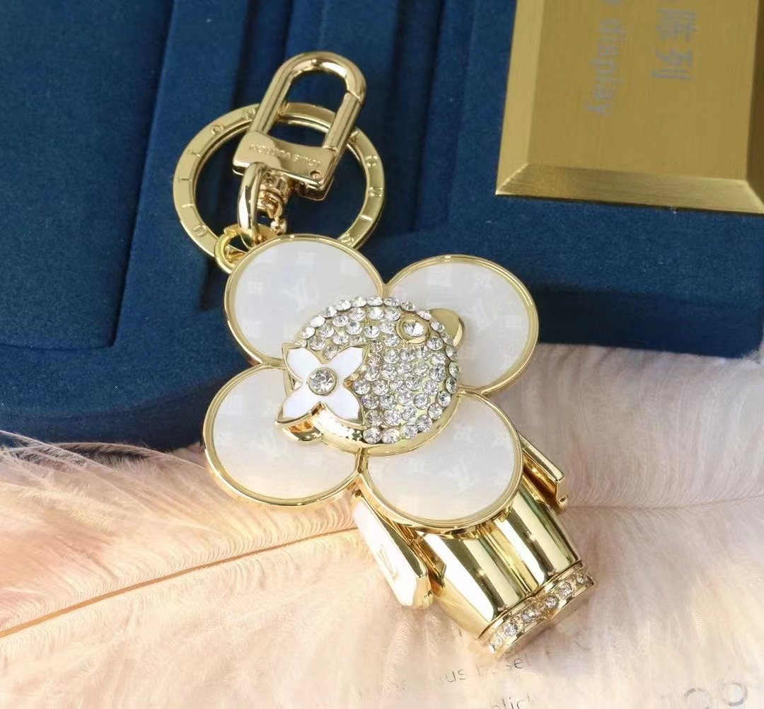LV Louis Vuitton バッグペンダント キーホルダー 22 zm
