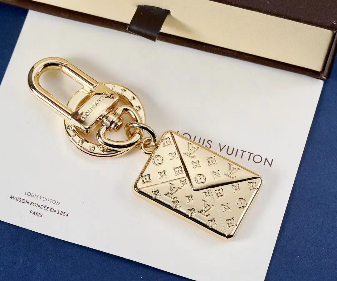 LV Louis Vuitton バッグペンダント キーホルダー 43 zm