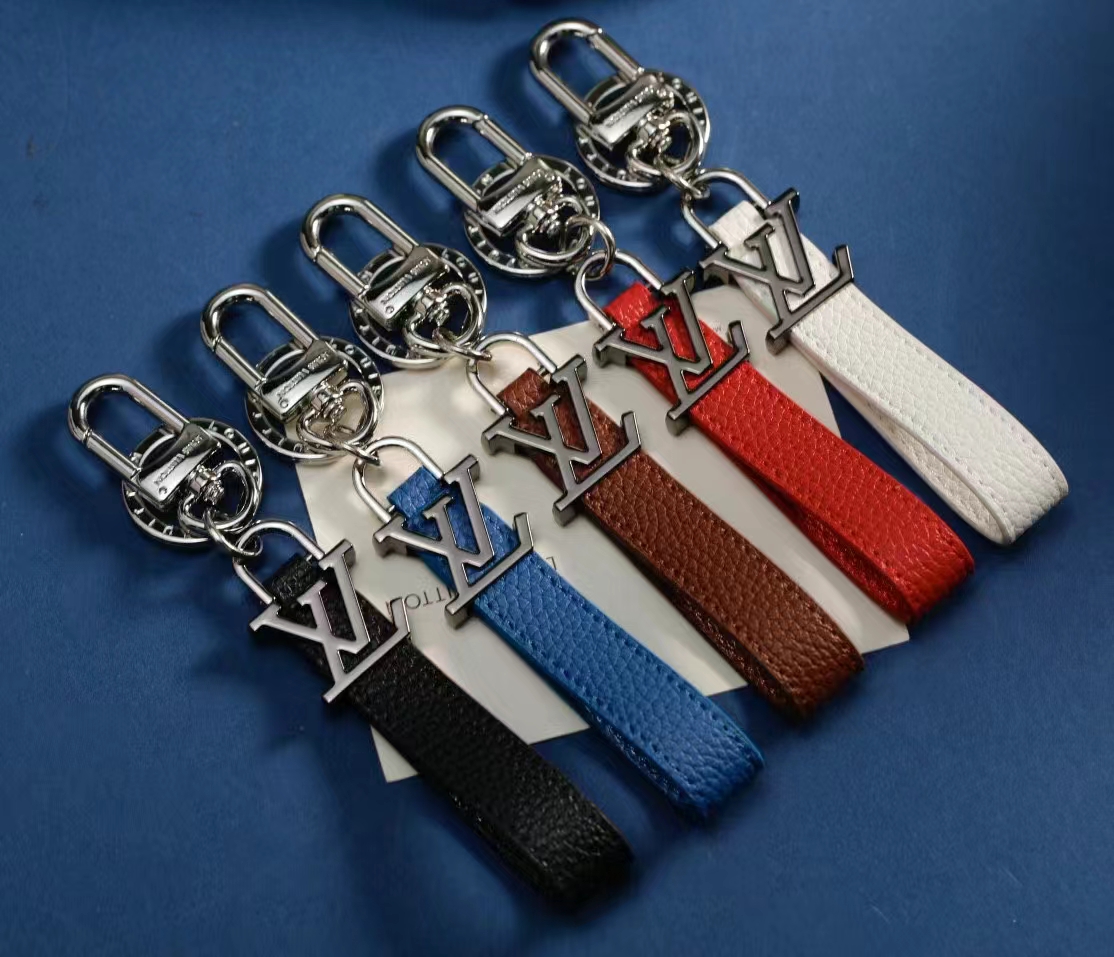 LV Louis Vuitton バッグペンダント キーホルダー 56 zm