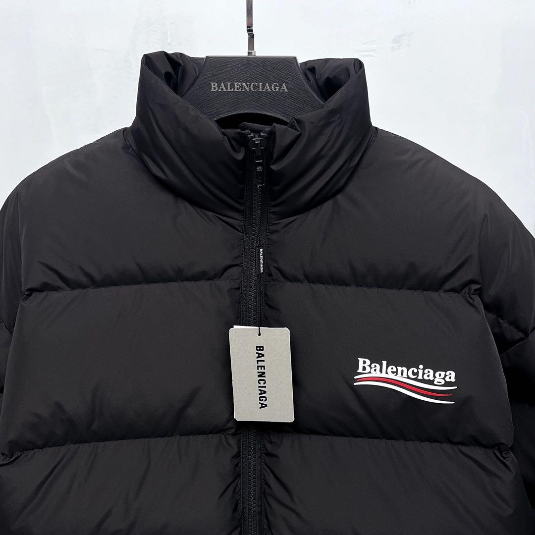 Balenciaga バレンシアガ　黒ダウンジャケット