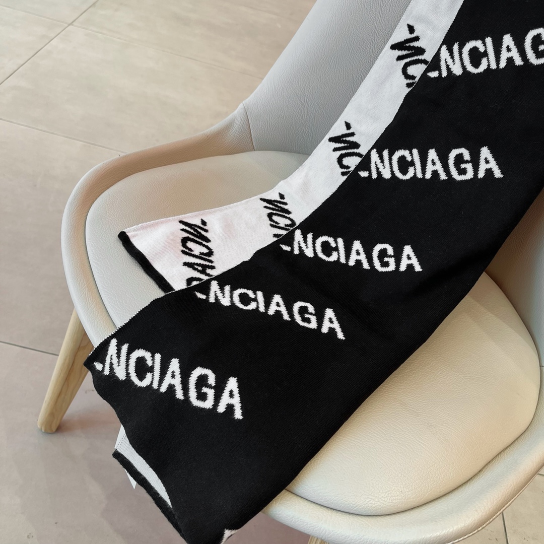 【BALENCIAGA】 バレンシア ウールスカーフ 30*180cm