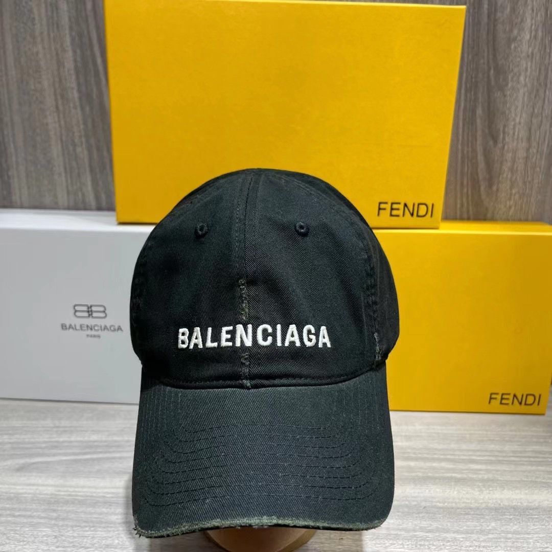 【BALENCIAGA公式 旗艦店】（バレンシアガ)ベースボールキャップ 5色
