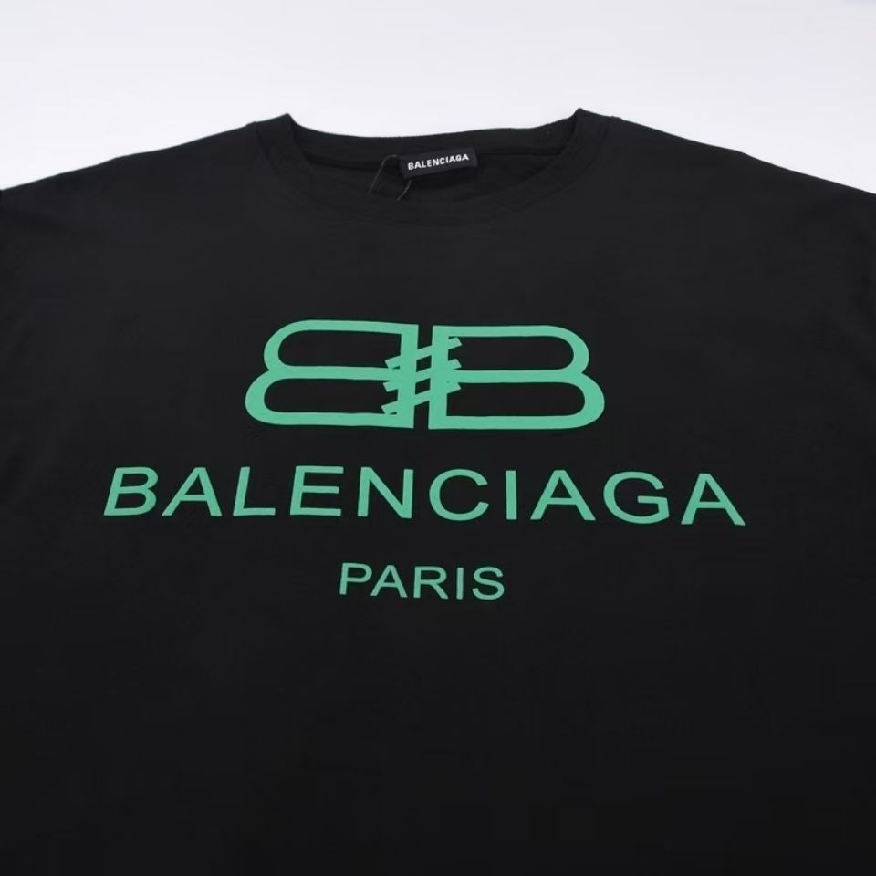 【BALENCIAGA】（バレンシアガ ）半袖 男女兼用