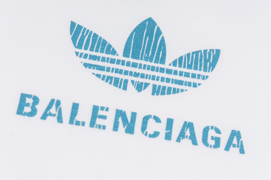 【ADIDAS x BALENCIAGA公式旗艦店】男女兼用 Tシャツ ご好評に付き再入荷！