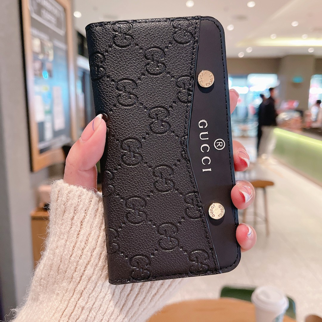 GUCCIフリップフォンケース zm