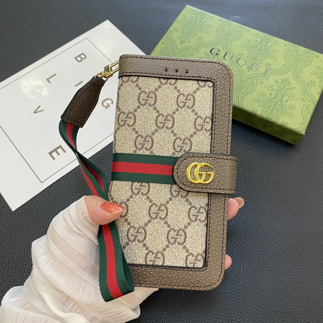 GUCCIフリップフォンケース zm
