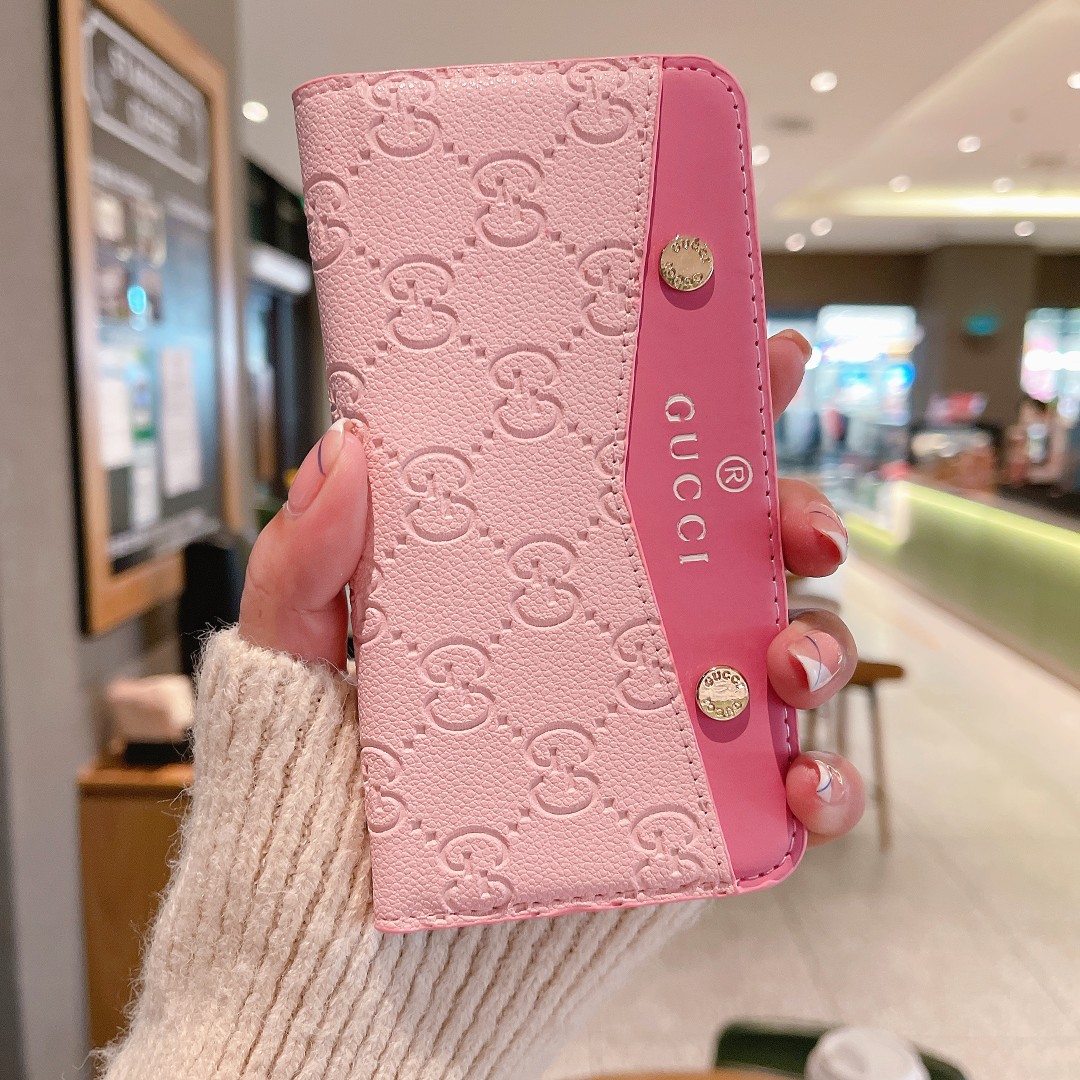 GUCCIフリップフォンケース zm