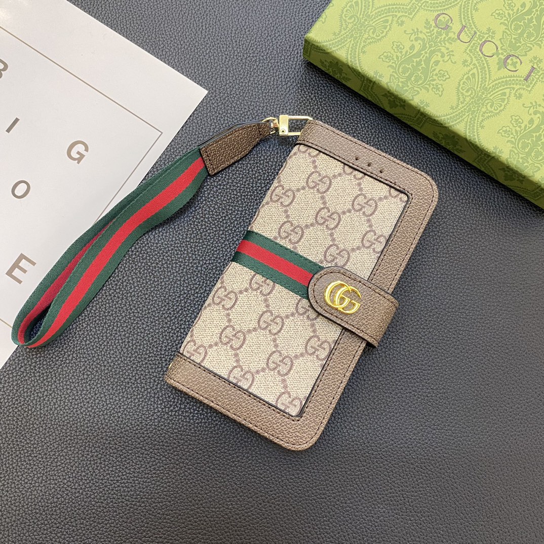 GUCCIフリップフォンケース zm