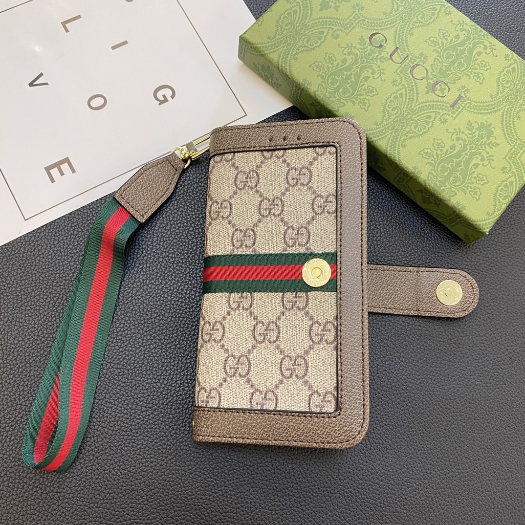 GUCCIフリップフォンケース zm