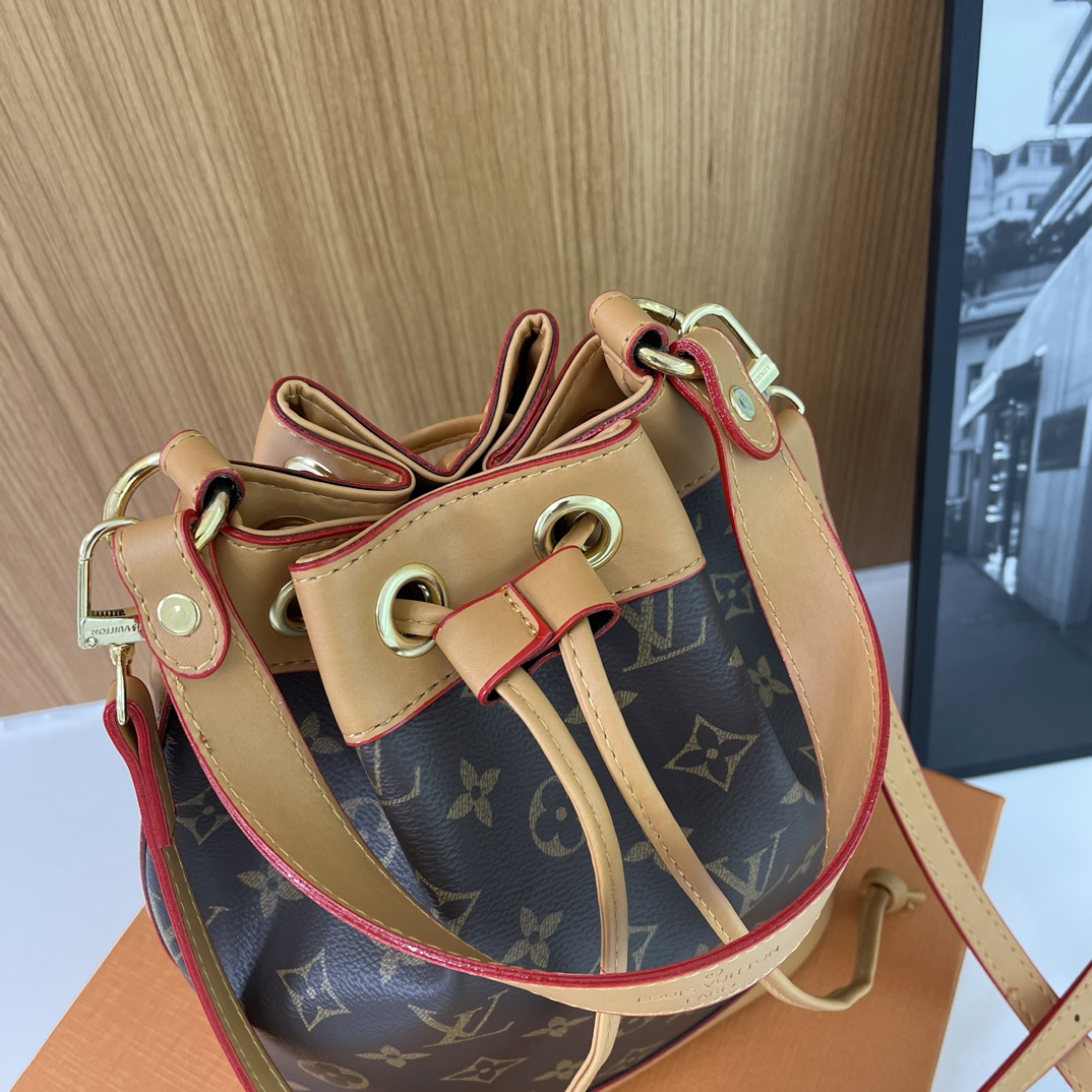 LV Louis Vuitton バンドルバッグ 01 zm