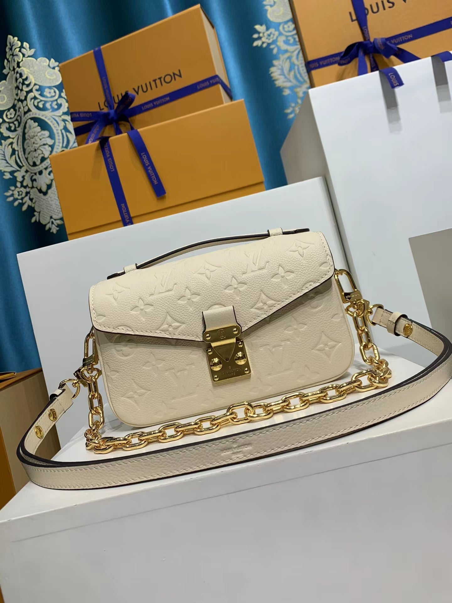 新作 人気【LOUIS VUITTON】メティス イースト ウエスト ポーチ M46596