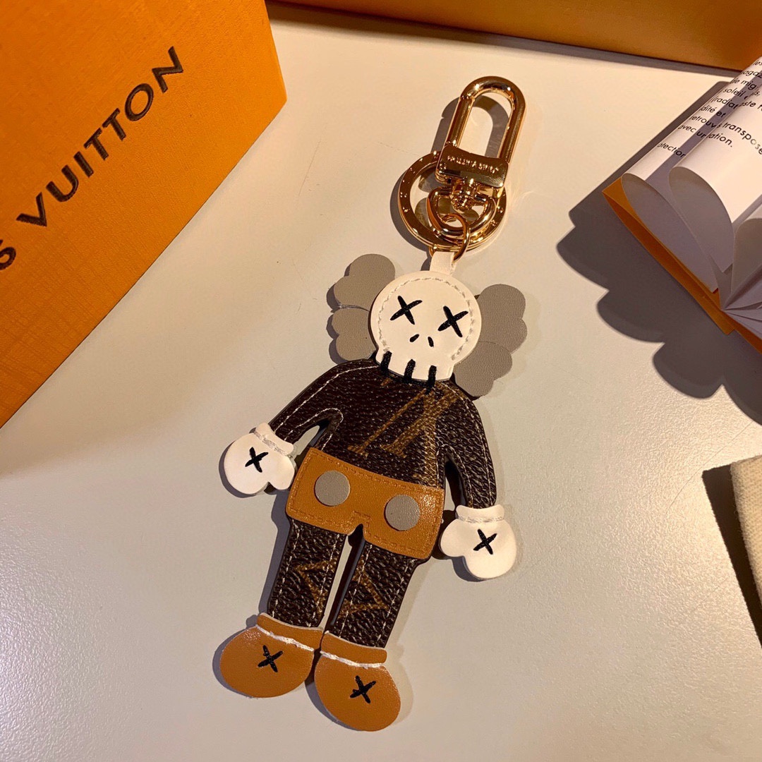 LOUIS VUITTON（ルイヴィトン）KAWS キーホルダー