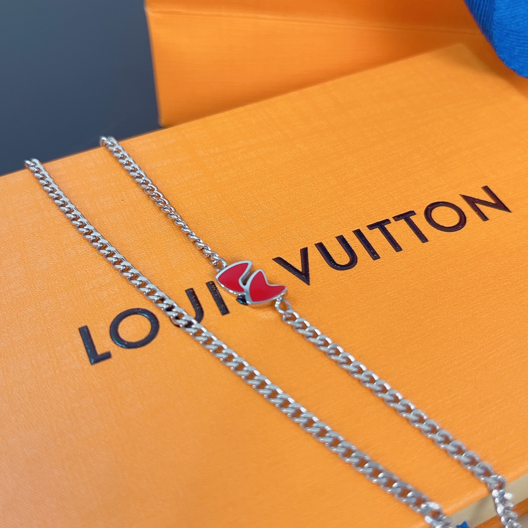 Louis Vuitton（ルイヴィトン）ペンダント?LVダック MP3230