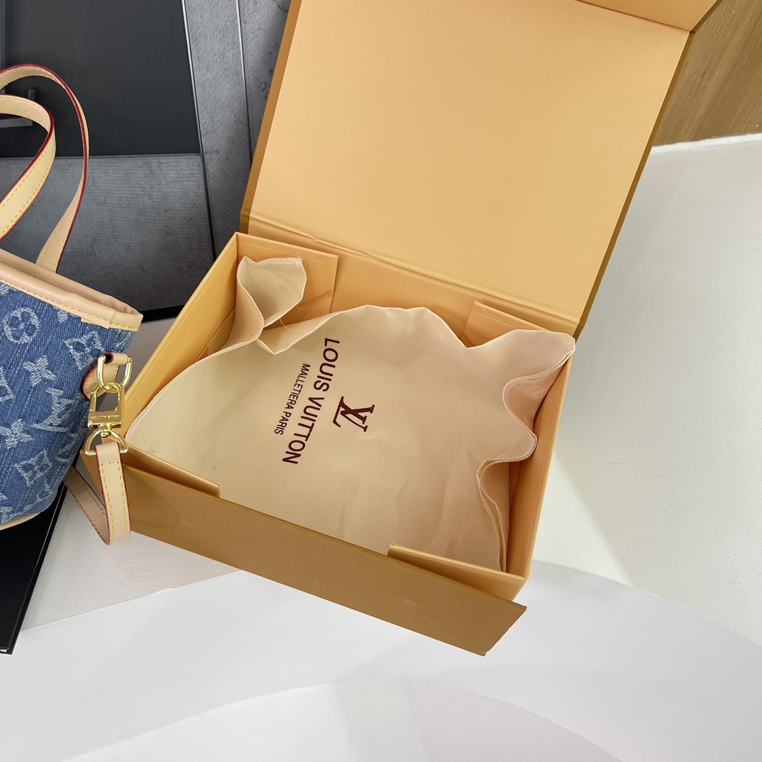 LV Louis Vuitton パッケージ03 zm