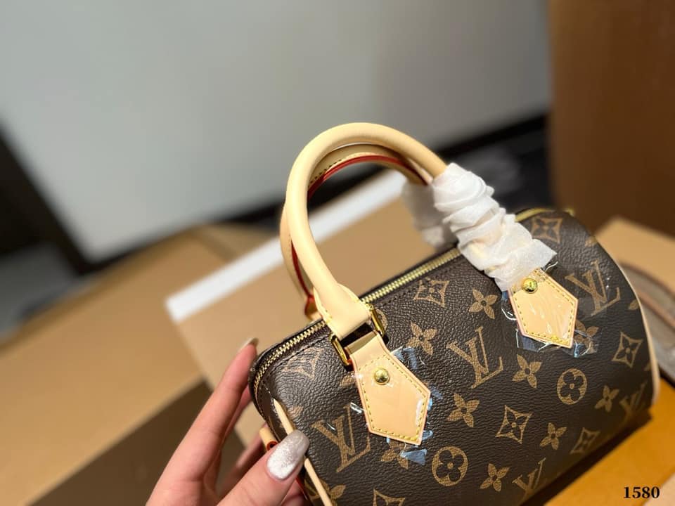 ルイヴィトンバッグ/人気バッグ/バッグ/LOUIS VUITTON/LV