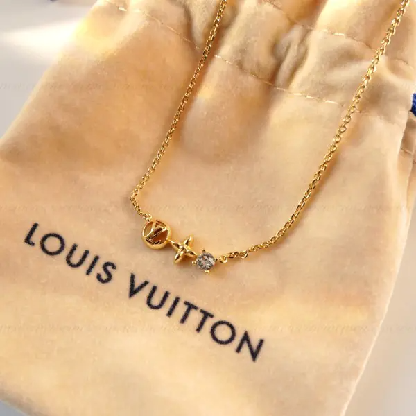 LOUIS VUITTONすぐ届く■国内発■コリエ?プティ ルイM00368