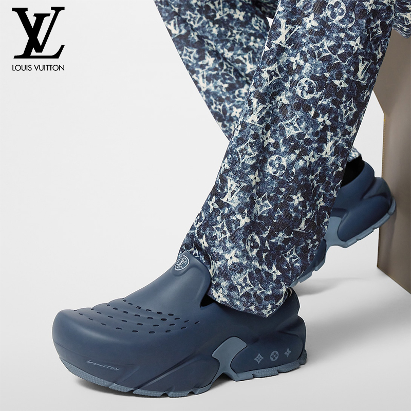 LOUIS VUITTON 新規人気サンダル