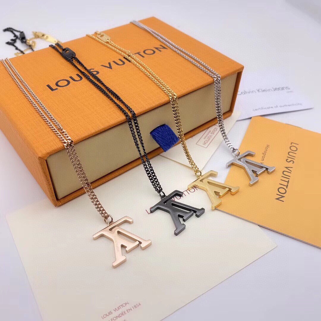 LOUIS VUITTON（ルイヴィトン）LV ネックレス