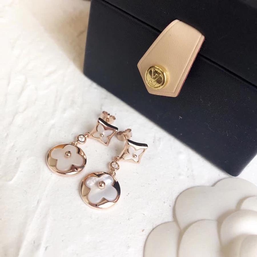 Louis Vuitton（ルイヴィトン）イヤリング 18K