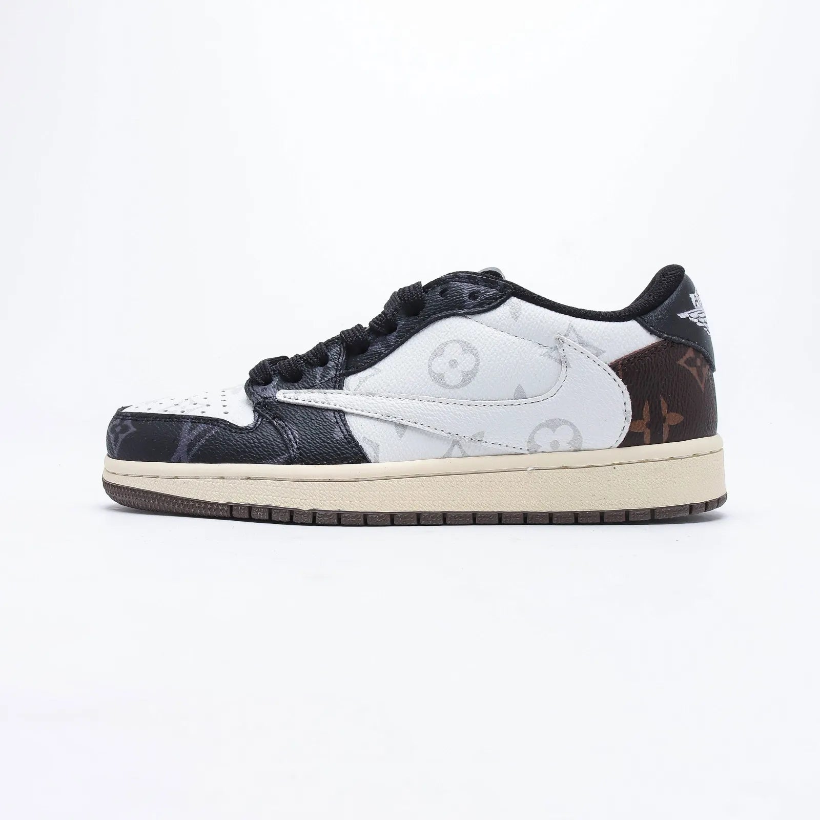 【日本未入荷】LOUIS VUITTON X TRAVIS SCOTT X NIKE AIR JORDAN 1 LOW OG SP
