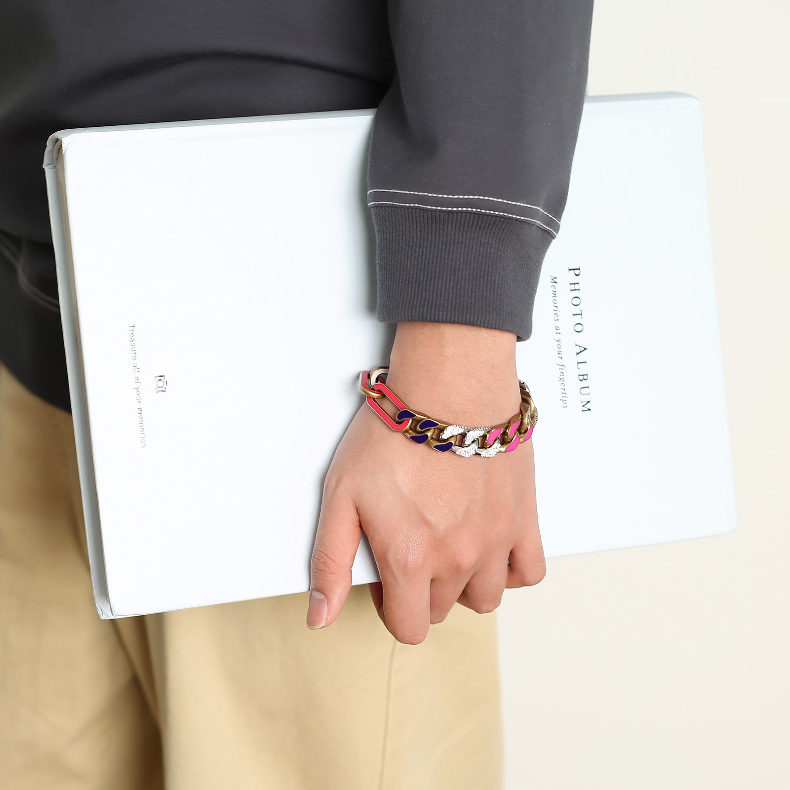 LOUIS VUITTON（ルイヴィトン）チェーンブレスレット