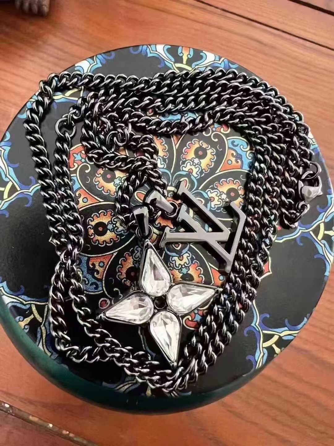 LOUIS VUITTON（ルイヴィトン）STAR BLOSSOM ネックレス