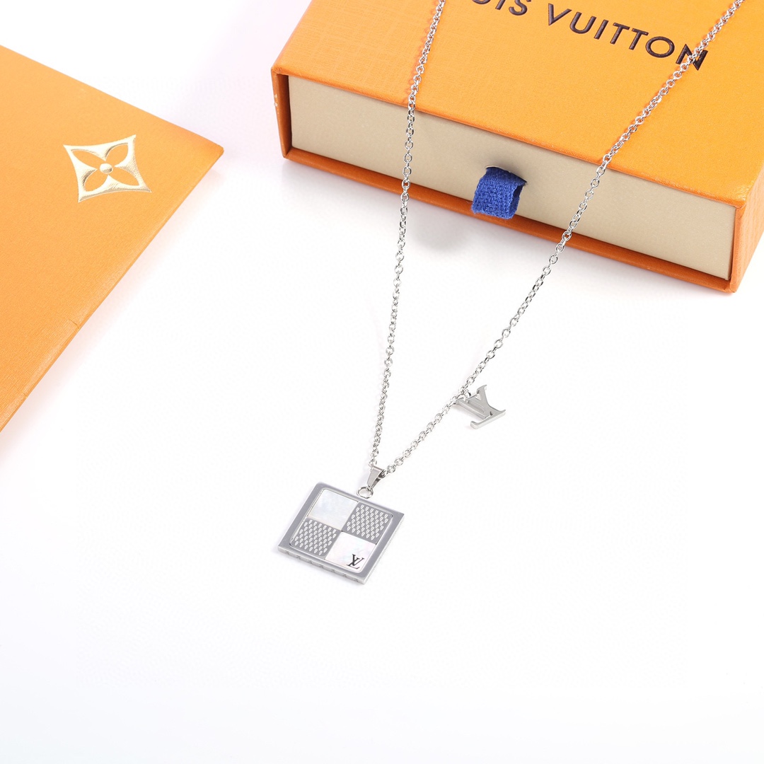 Louis Vuitton（ルイヴィトン）ペンダント