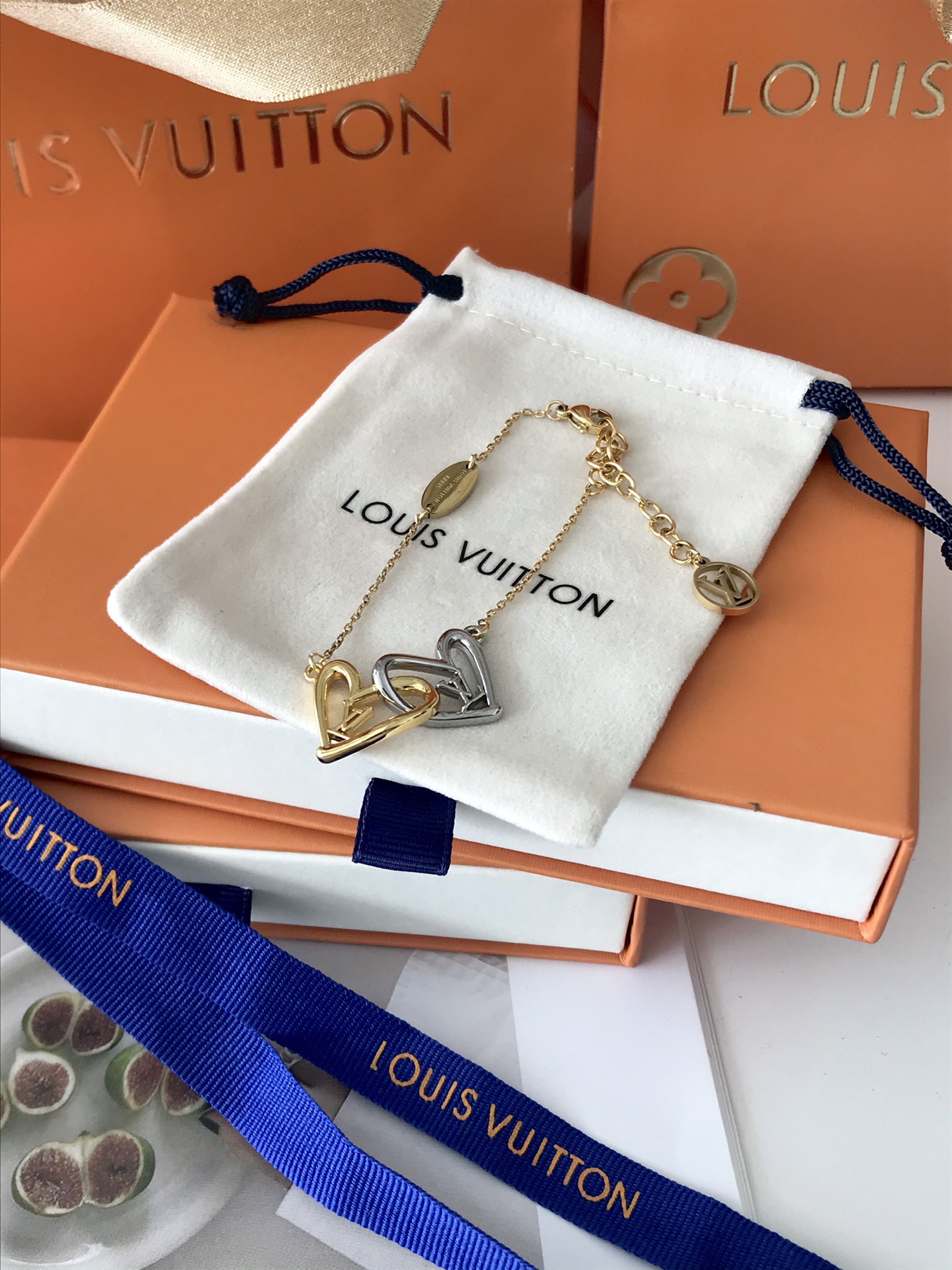 Louis Vuitton（ルイヴィトン）ブラスレ?ハート フォーリンラブ