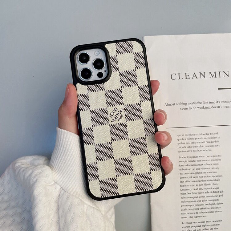 Louis Vuitton【ルイヴィトン旗艦店】【今日注文なら、もう一つ無料サービス】 iPhoneスマホケース