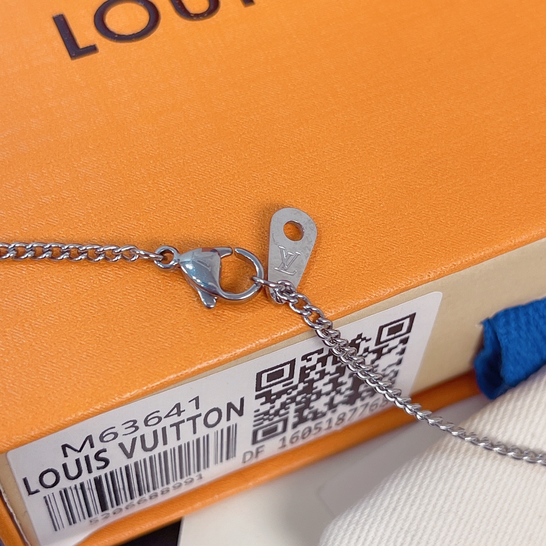 Louis Vuitton（ルイヴィトン）ペンダント?LVタイガー MP3231