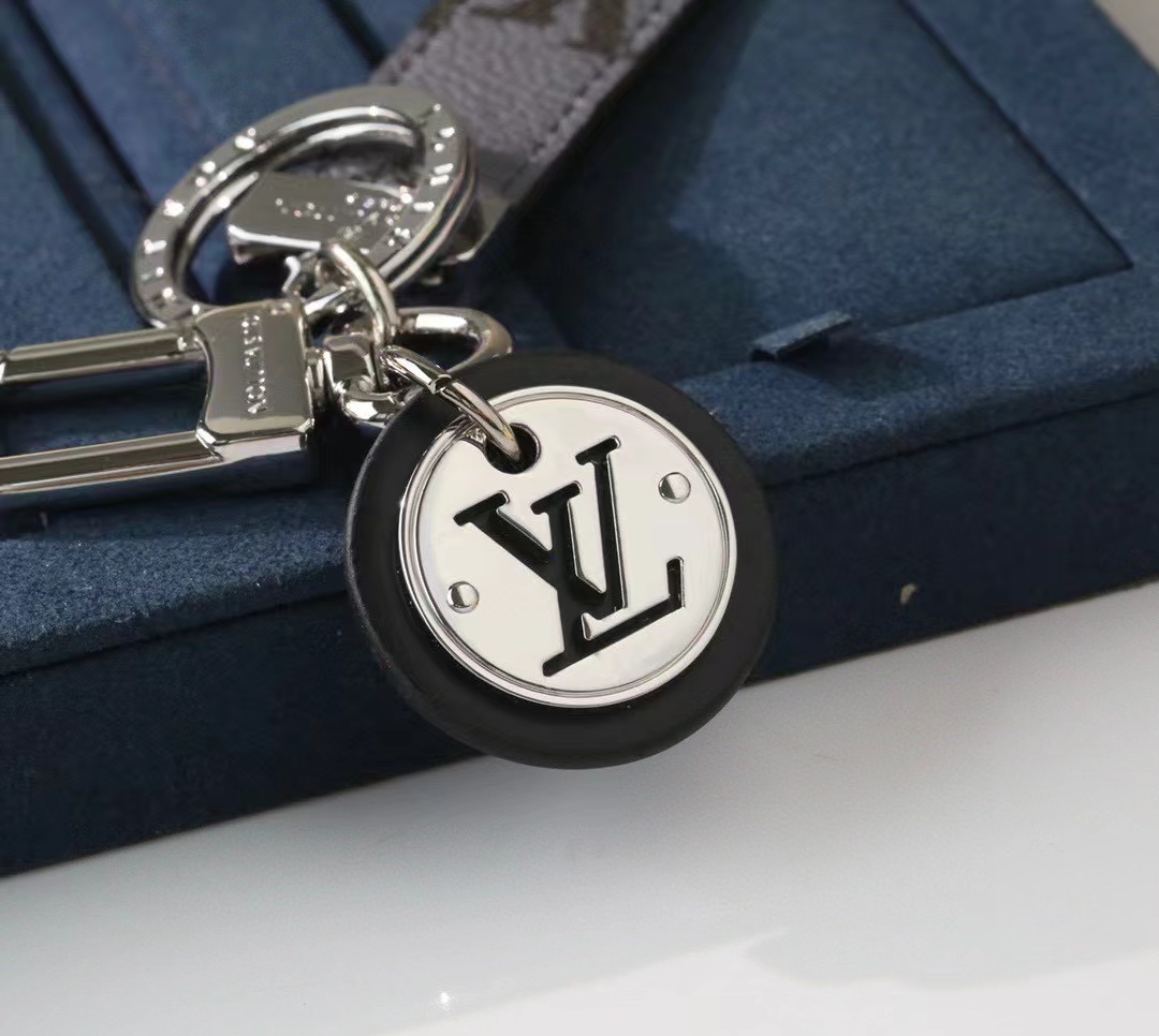 LV Louis Vuitton バッグペンダント キーホルダー 69 zm