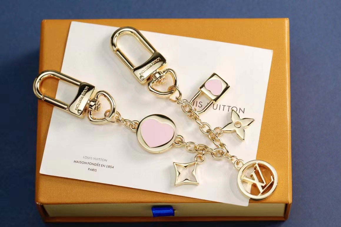 LV Louis Vuitton バッグペンダント キーホルダー 59 zm