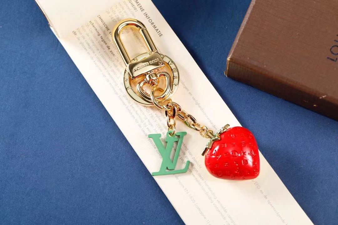 LV Louis Vuitton バッグペンダント キーホルダー 64 zm