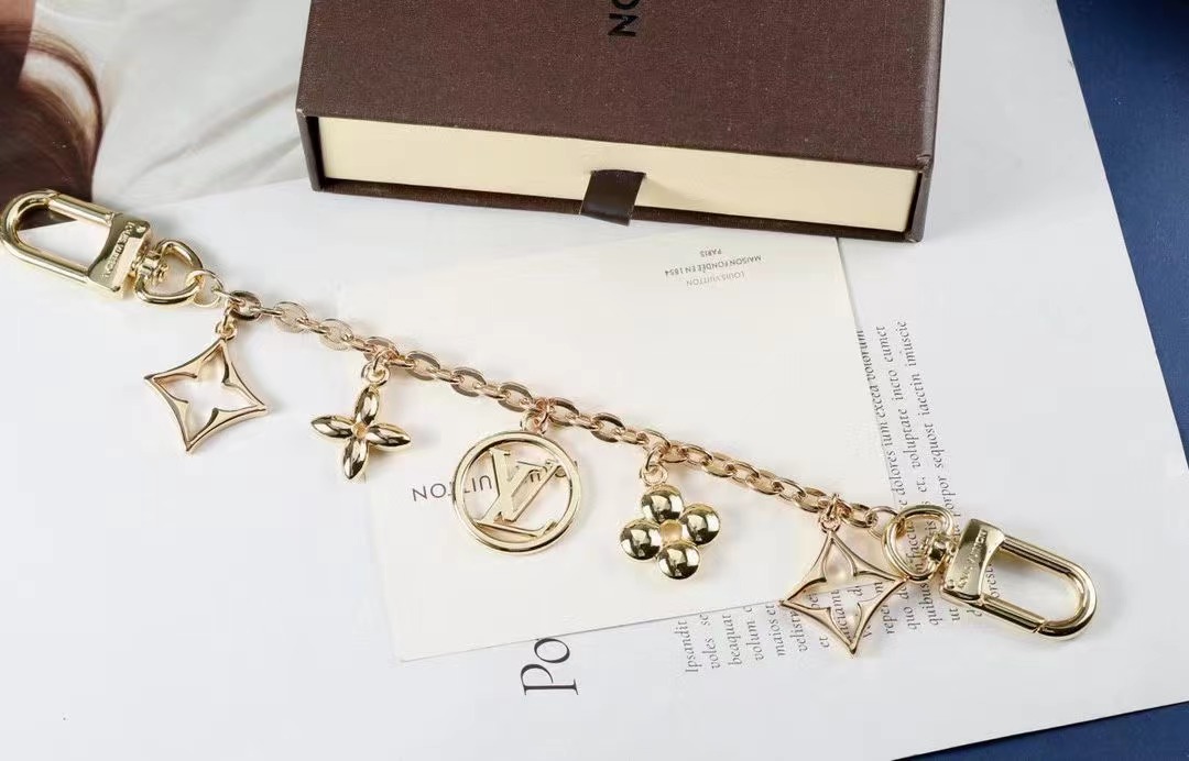 LV Louis Vuitton バッグペンダント キーホルダー 42 zm