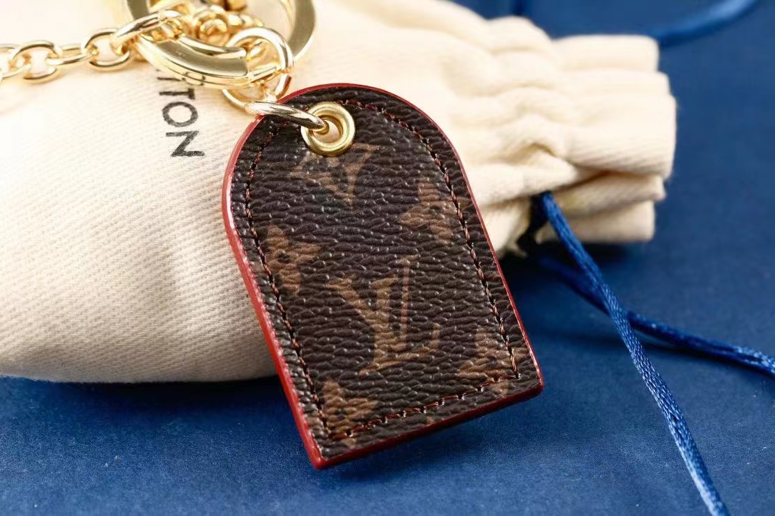 LV Louis Vuitton バッグペンダント キーホルダー 37 zm