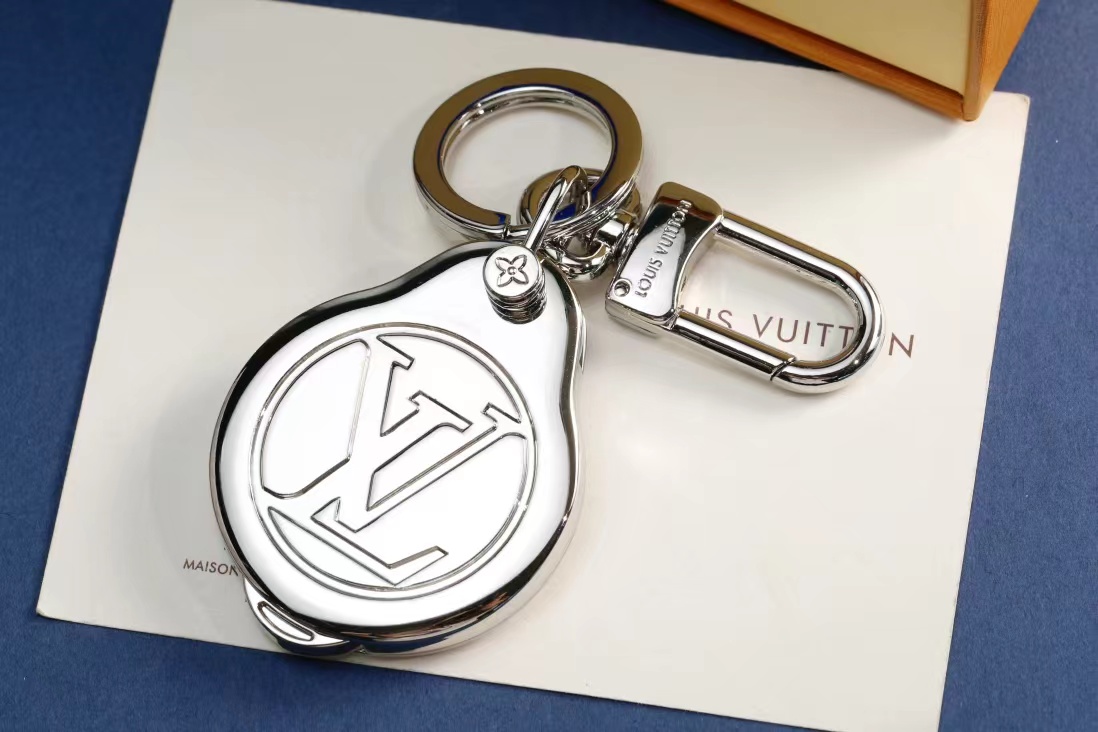 LV Louis Vuitton バッグペンダント キーホルダー 77 zm