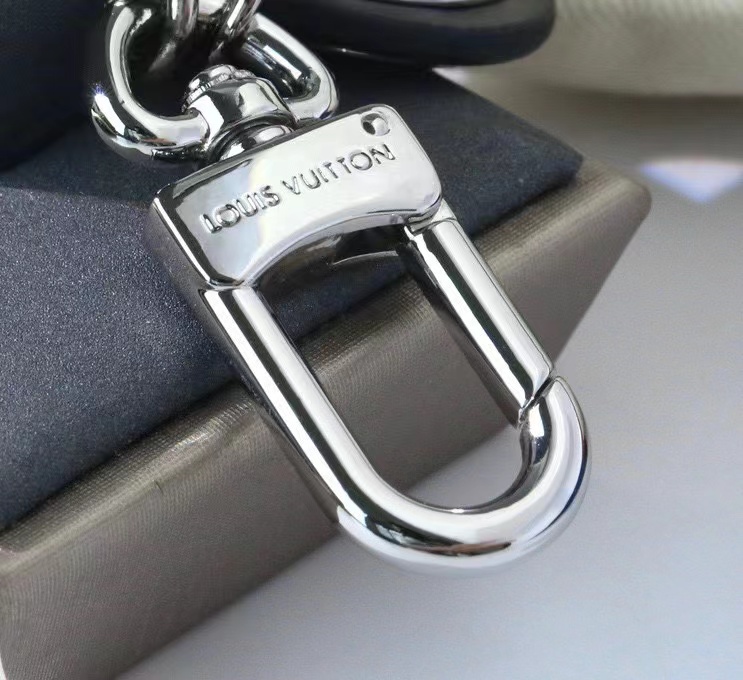 LV Louis Vuitton バッグペンダント キーホルダー 69 zm