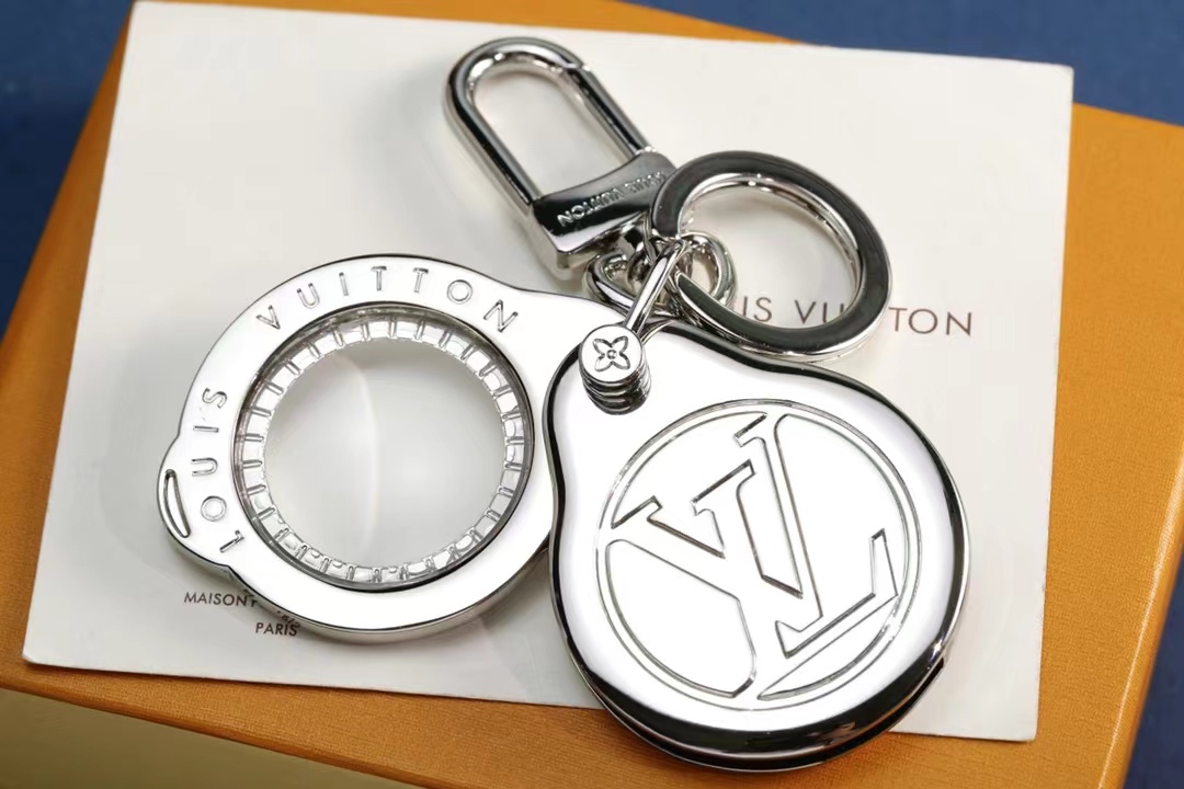 LV Louis Vuitton バッグペンダント キーホルダー 77 zm