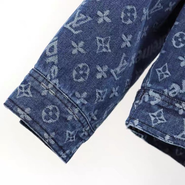 【 Louis Vuitton × Supreme】 新作 デニムジャケット【男女兼用】