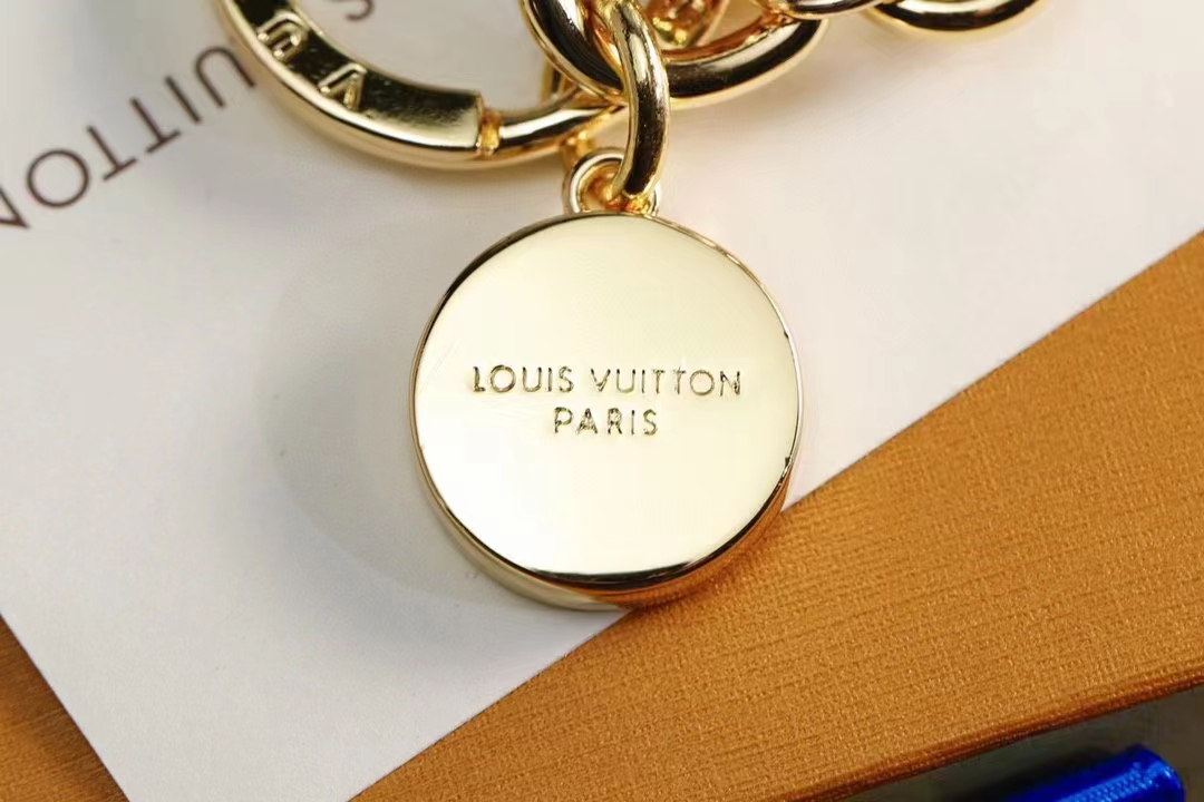 LV Louis Vuitton バッグペンダント キーホルダー 61 zm