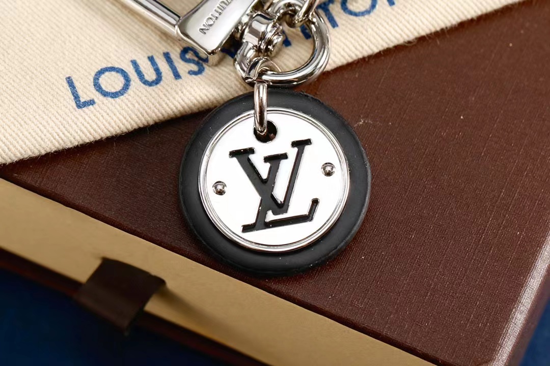 LV Louis Vuitton バッグペンダント キーホルダー 66 zm