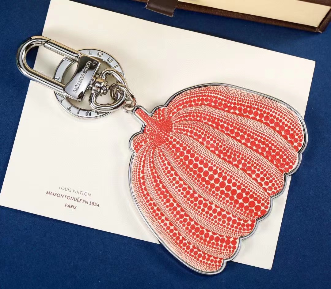 LV Louis Vuitton バッグペンダント キーホルダー 83 zm
