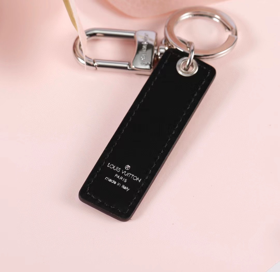 LV Louis Vuitton バッグペンダント キーホルダー 65 zm
