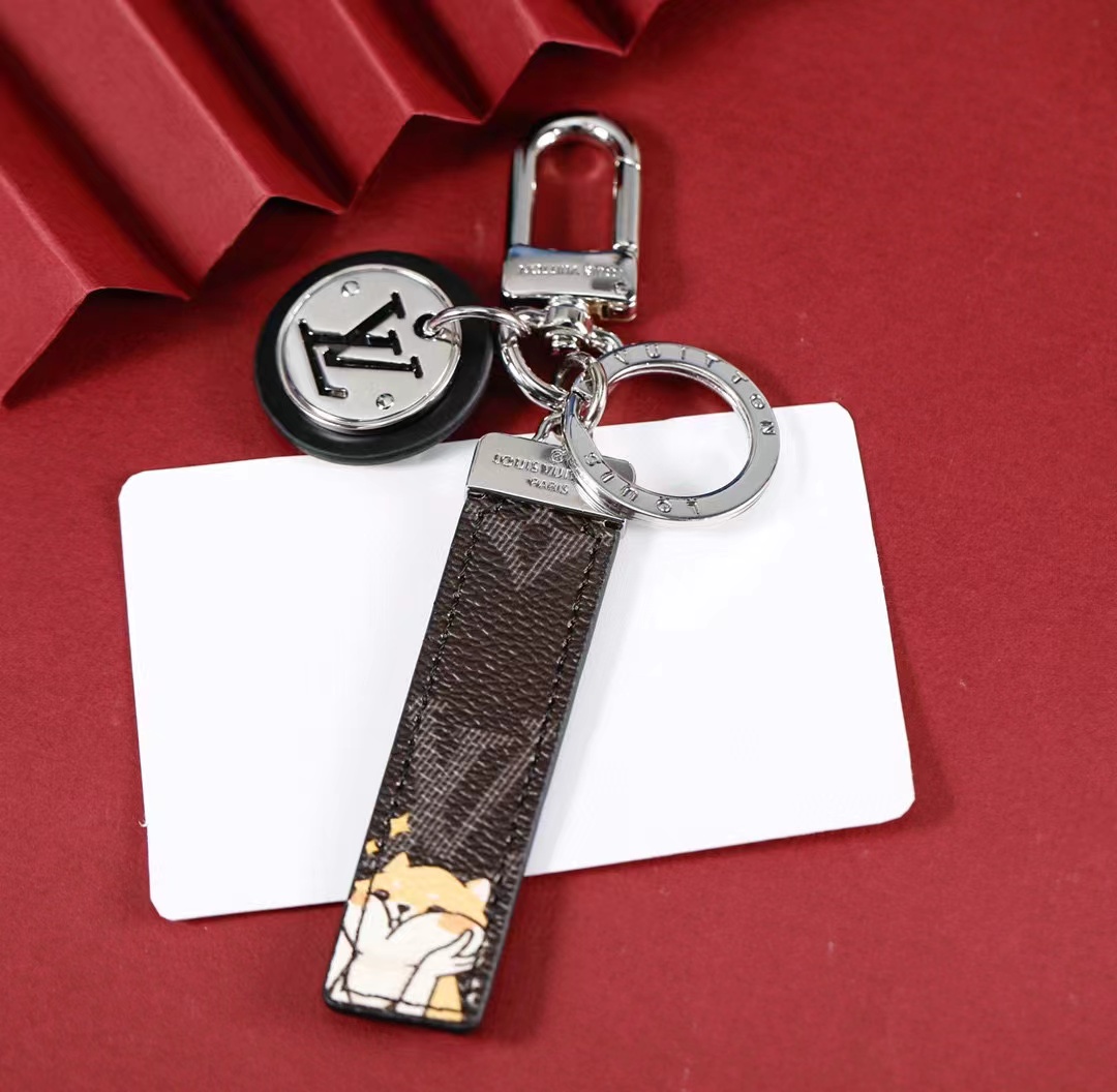LV Louis Vuitton バッグペンダント キーホルダー 67 zm
