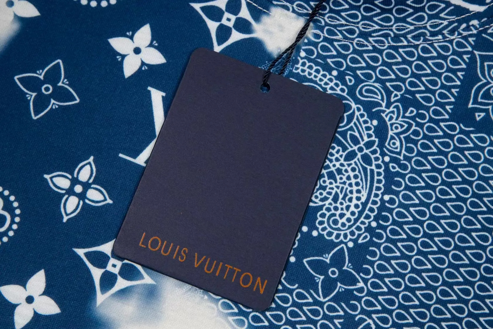 【LOUIS VUITTON】（ルイヴィトン）半袖Tシャツ