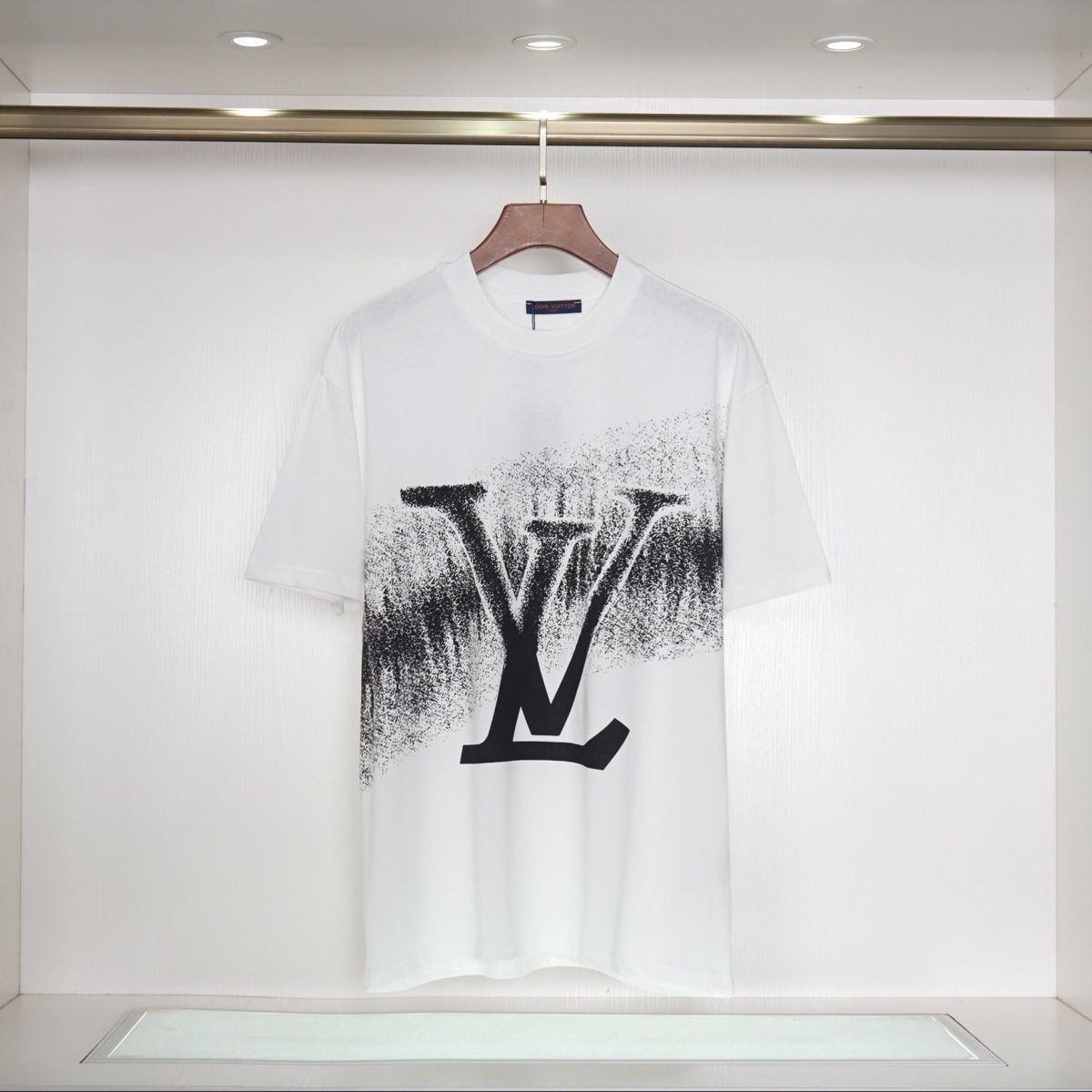 【Louis Vuitton】（ルイヴィトン）男女兼用、ご好評に付き再入荷！