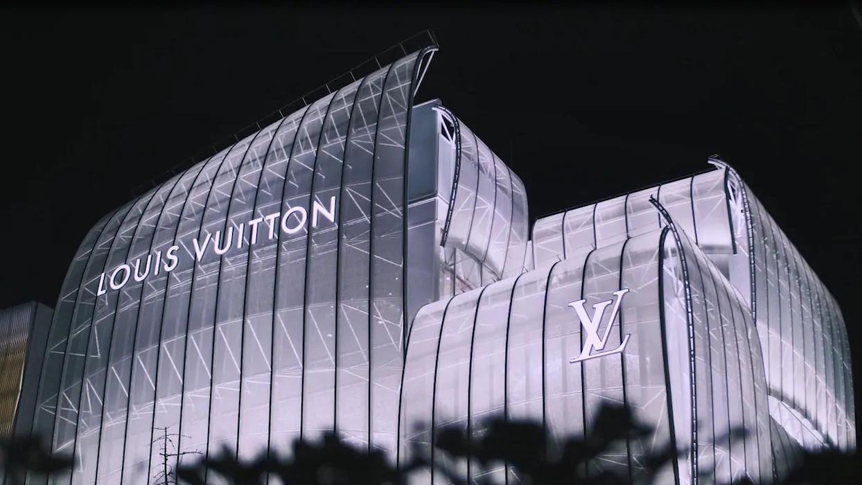 Louis Vuitton　今日注文なら、半袖１枚をお贈ります。